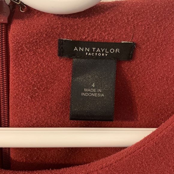CLEAROUT 🌟 Ann Taylor dress - Picture 3 of 3